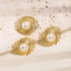 Stud Earrings with Pearl Style
