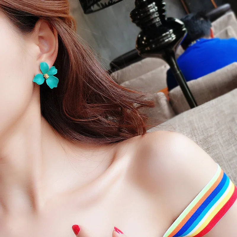 Four-Petal Flower Stud Earrings blue