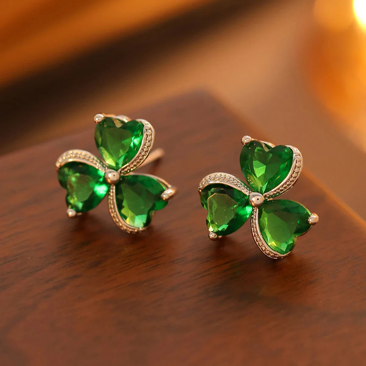 Emerald Green and Zircon 3-Leaf Clover Stud Earrings in Silver