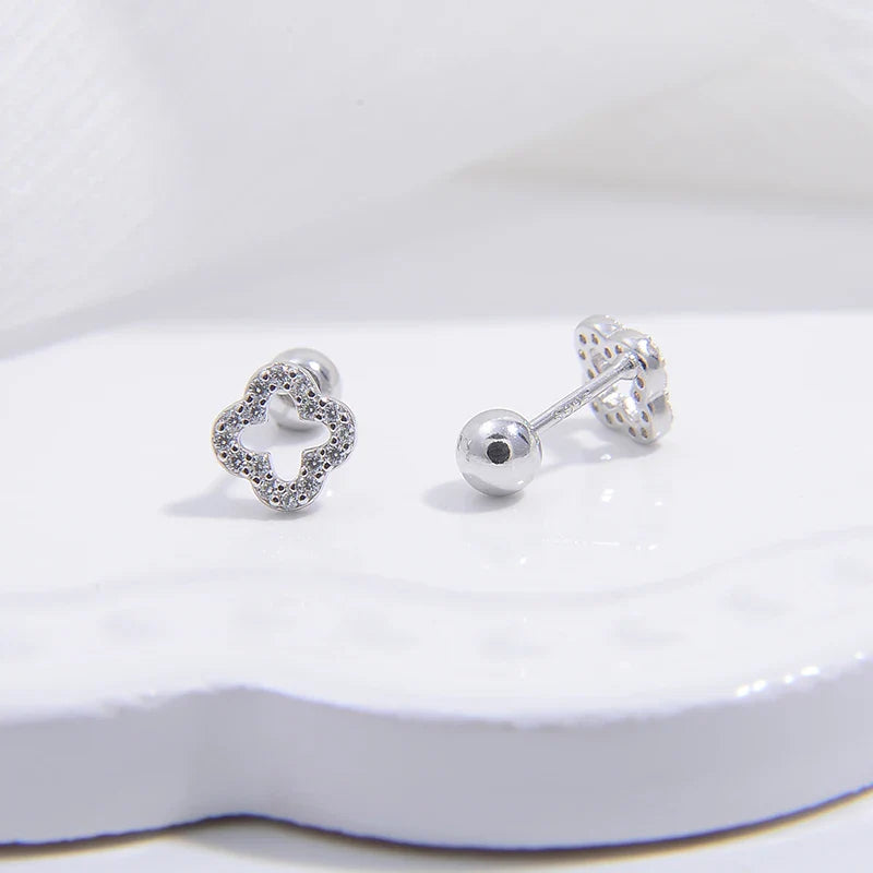 Four-Leaf Clover Stud Earrings silver