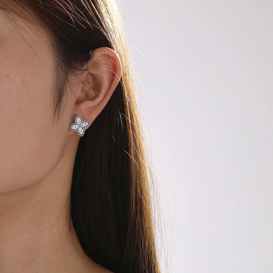Silver Zircon 4-Leaf Clover Stud Earrings