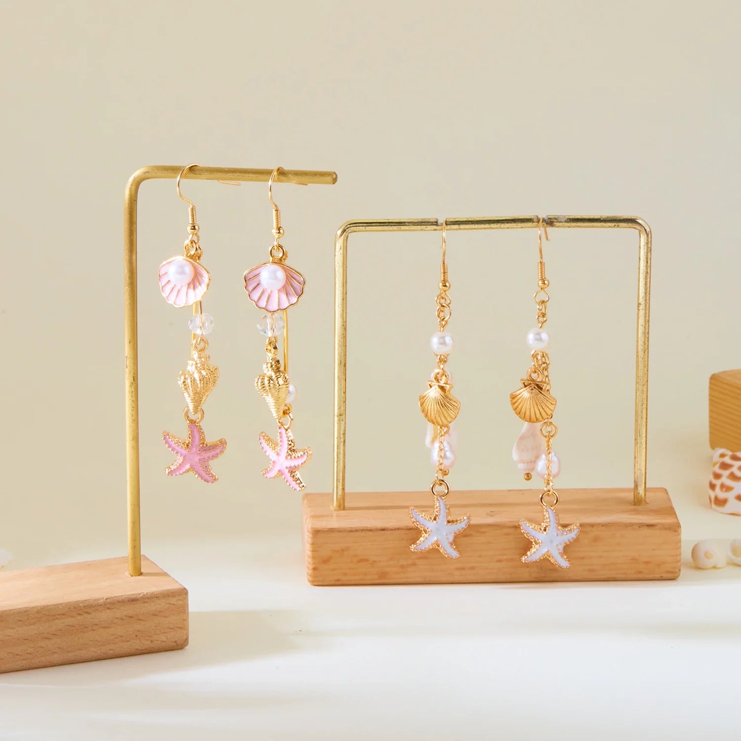 Colorful shell dangle earrings 