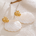 Shell mother-of-pearl and starfish color earrings