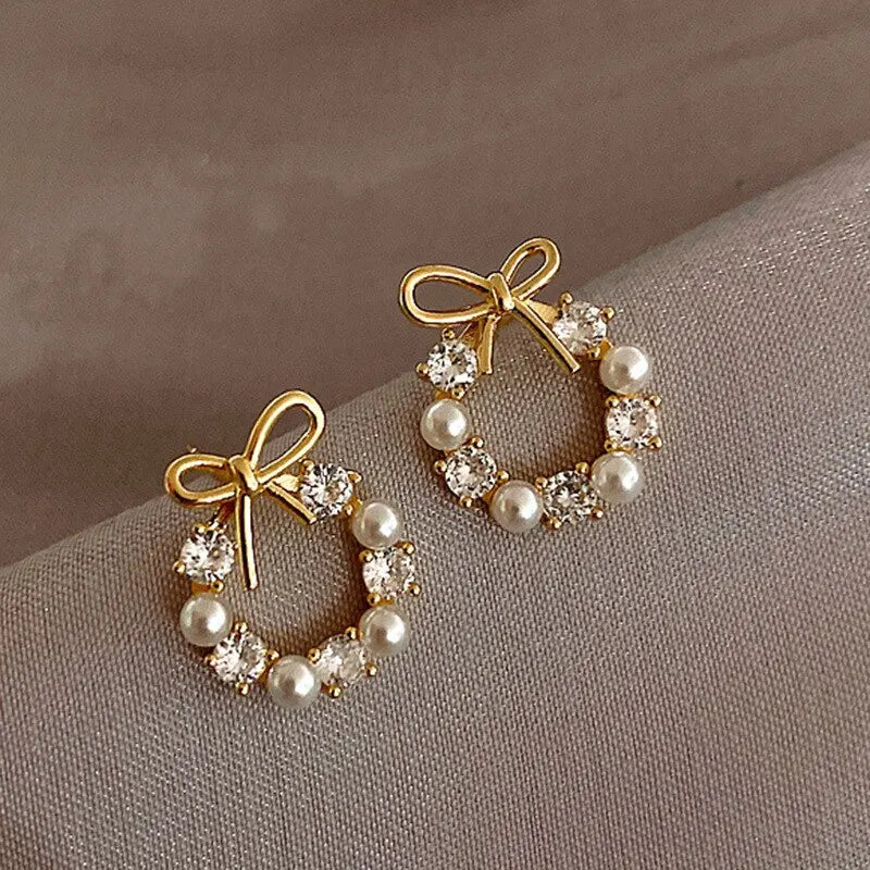 Hoop Earrings with Pearls and Bow Tie