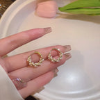 Women's Hoop Earrings with Pearls in Gold
