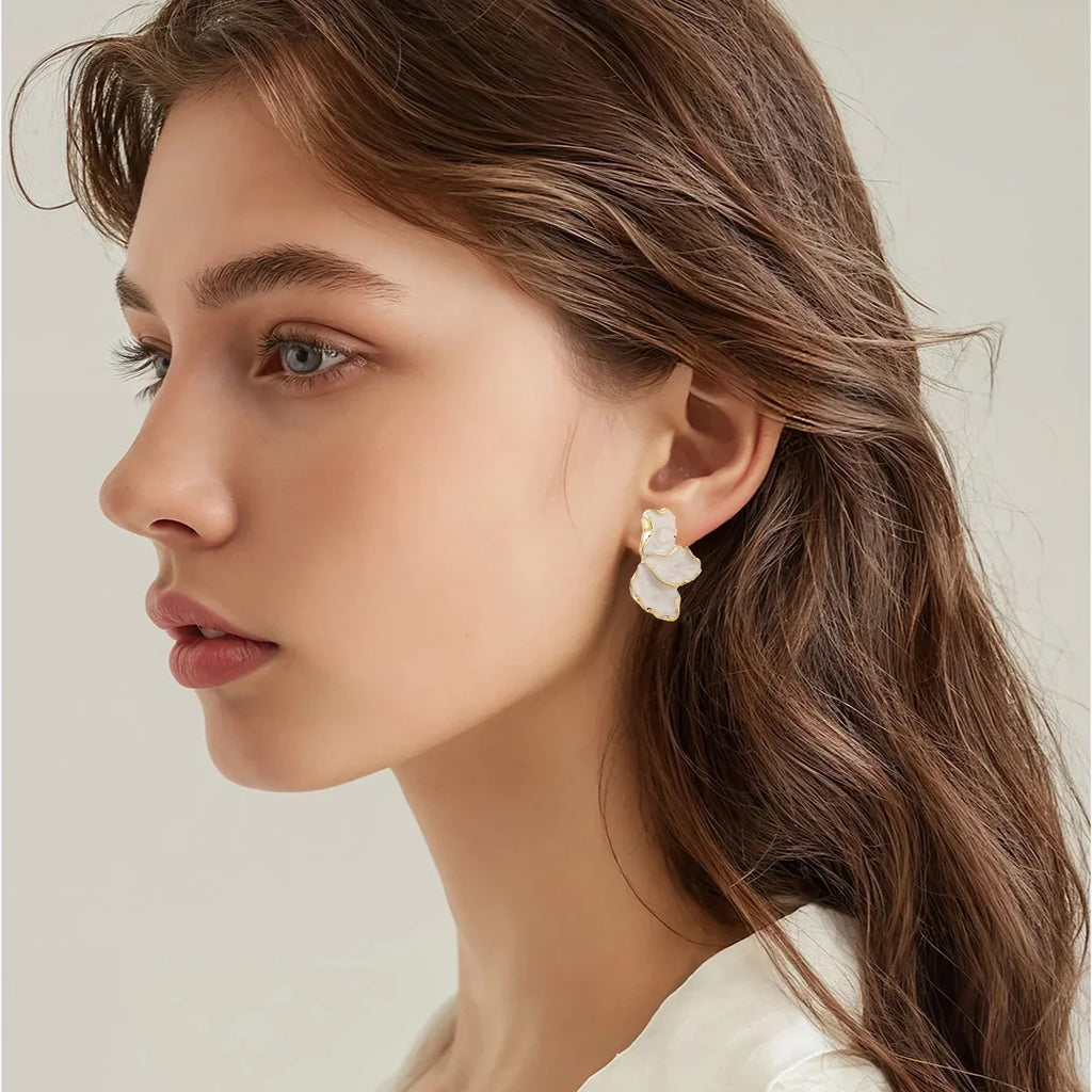 Half-Flower Stud Earrings Petals White
