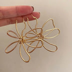 Vintage Asymmetrical Flower Stud Earrings gold