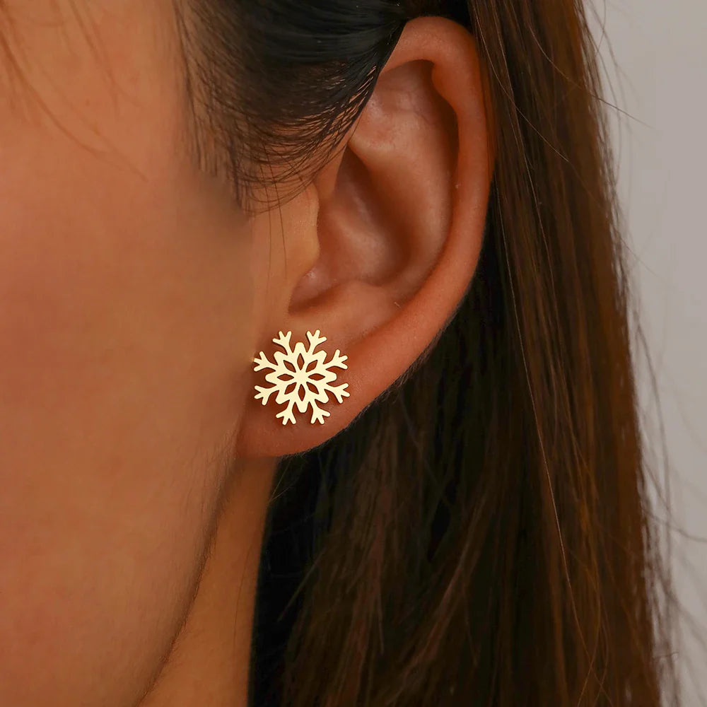 Snowflake Stud Earrings for Women silver