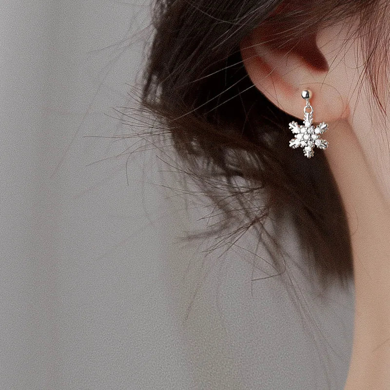 Winter Snowflake Dangle Earrings for Women Silver