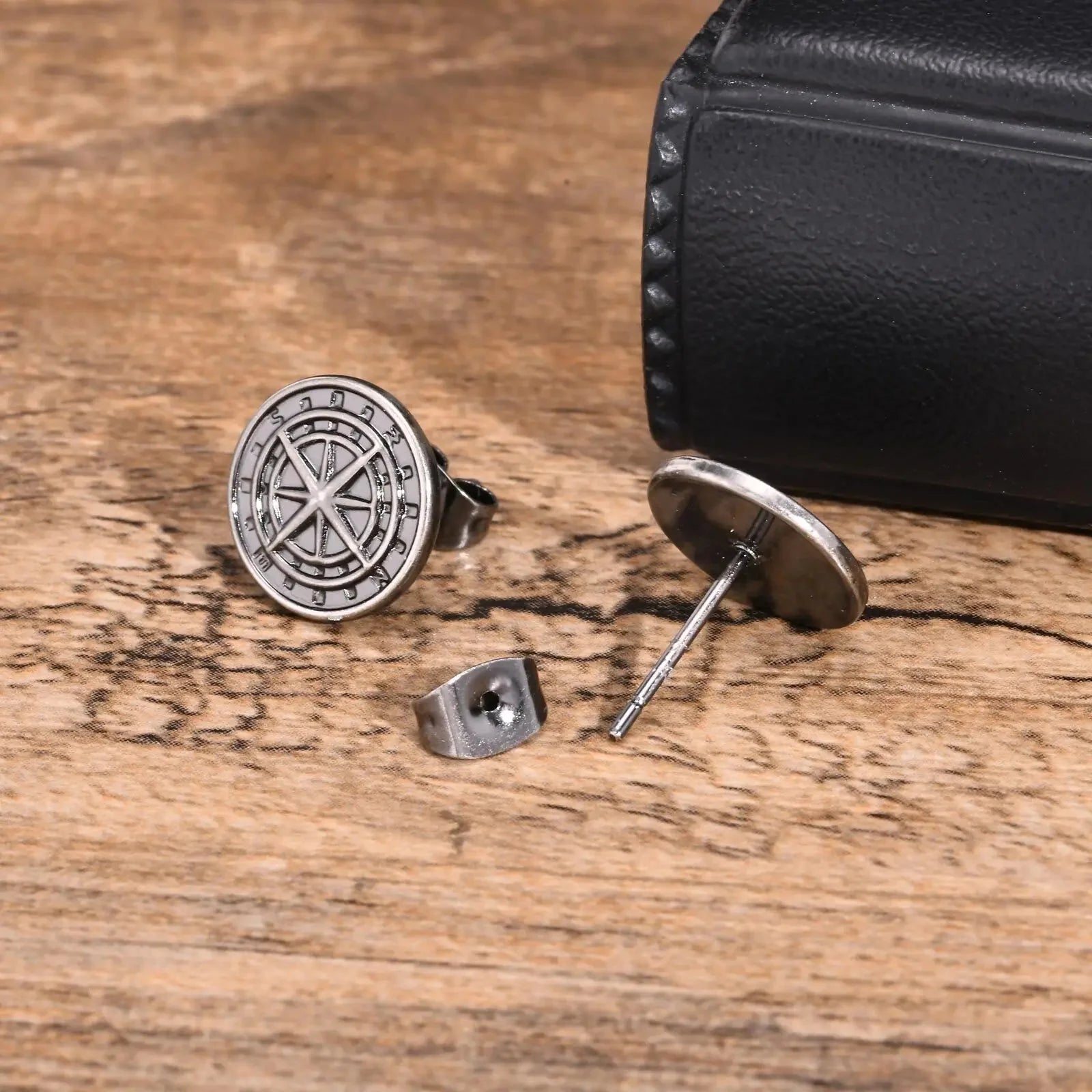 Men's Compass Earrings Compass Rose of the Winds gray