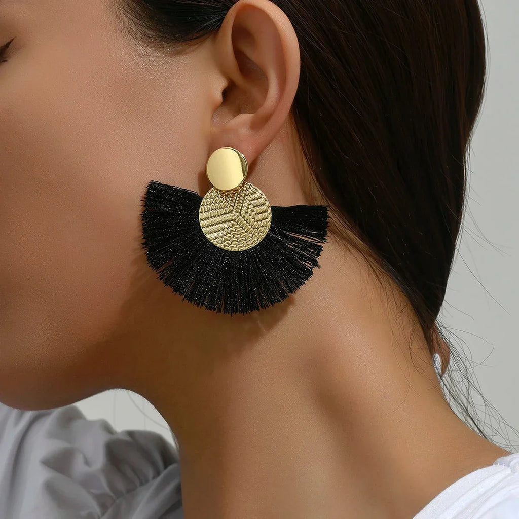 Bohemian-Style Fan Drop Earrings in Black