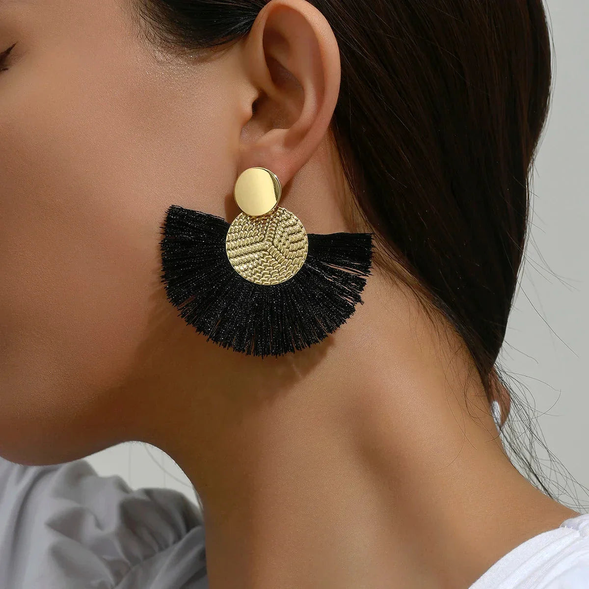 Bohemian-Style Fan Drop Earrings in Black