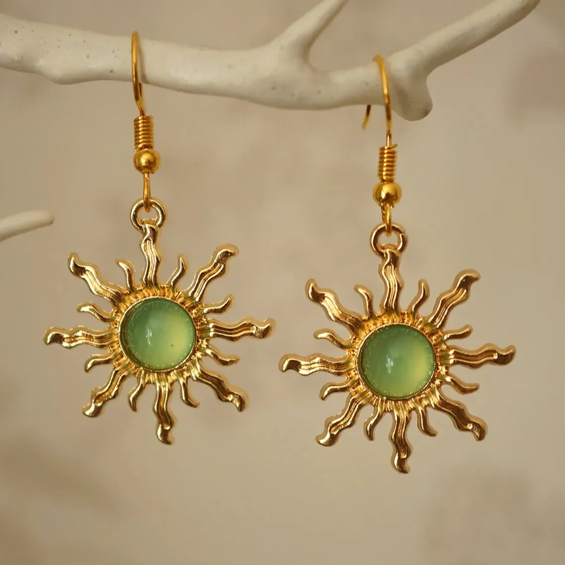Vintage Sun-Style Drop Earrings