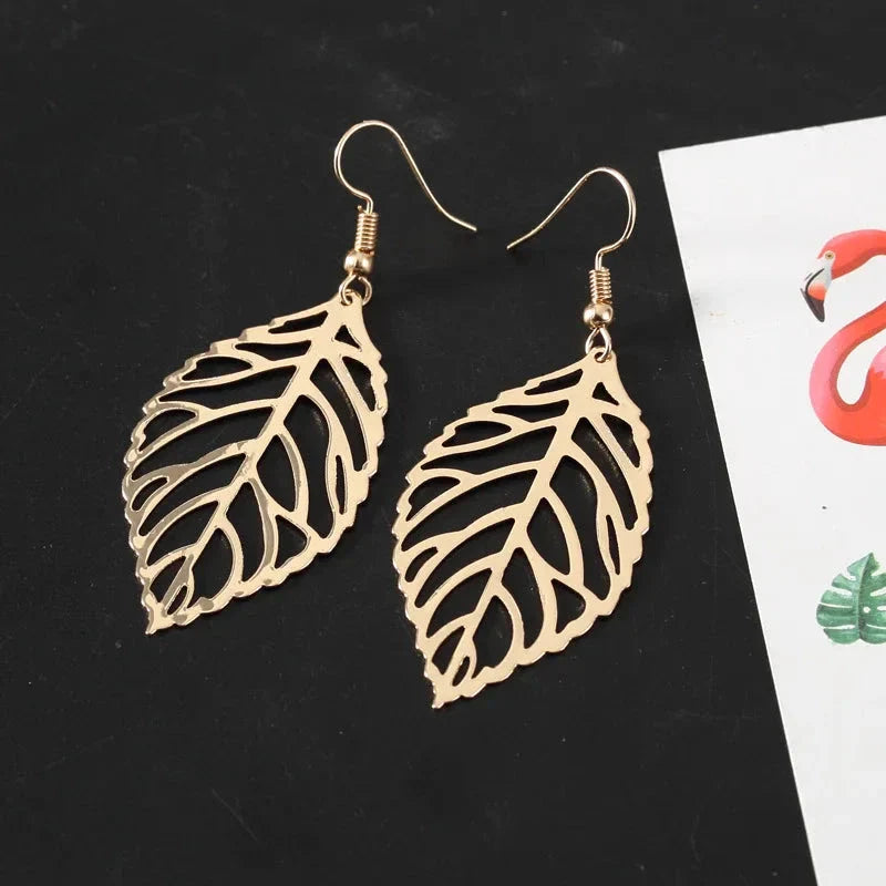 Laurel Leaf Dangle Earrings gold