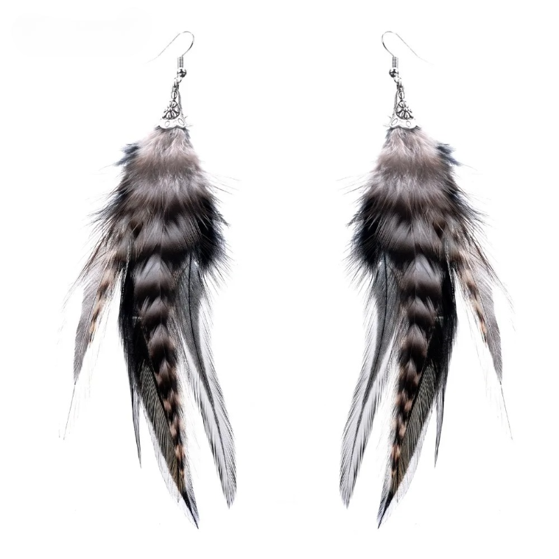 Dangling Earrings with Pheasant Feathers