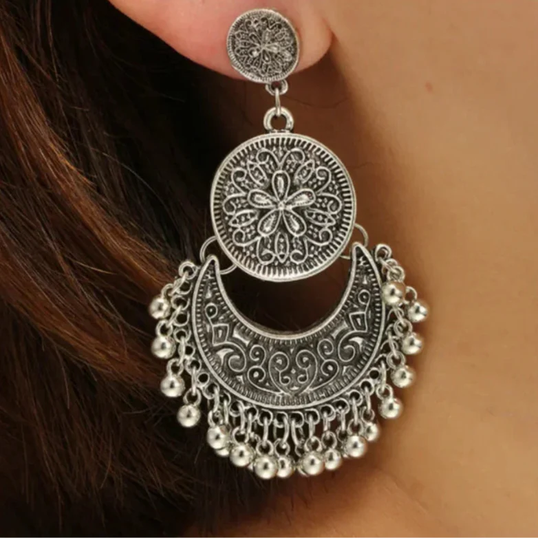 Bohemian Baroque-Style Dangle Earrings silver