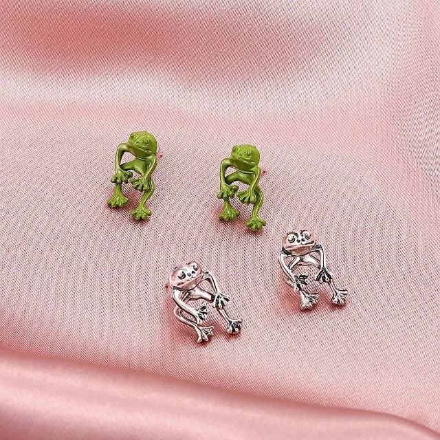 Women's Frog Earrings