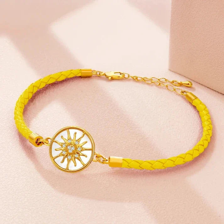 Compass Bracelet in Leather Compass Rose yellow gold