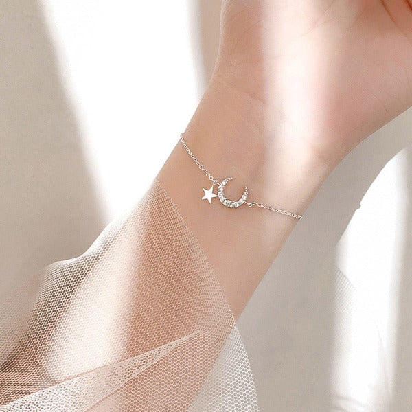 Women's Crescent Moon Bracelet Silver Chain Bracelet