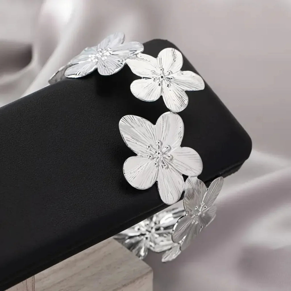 Women's arm bracelet - silver flower petal biceps chain