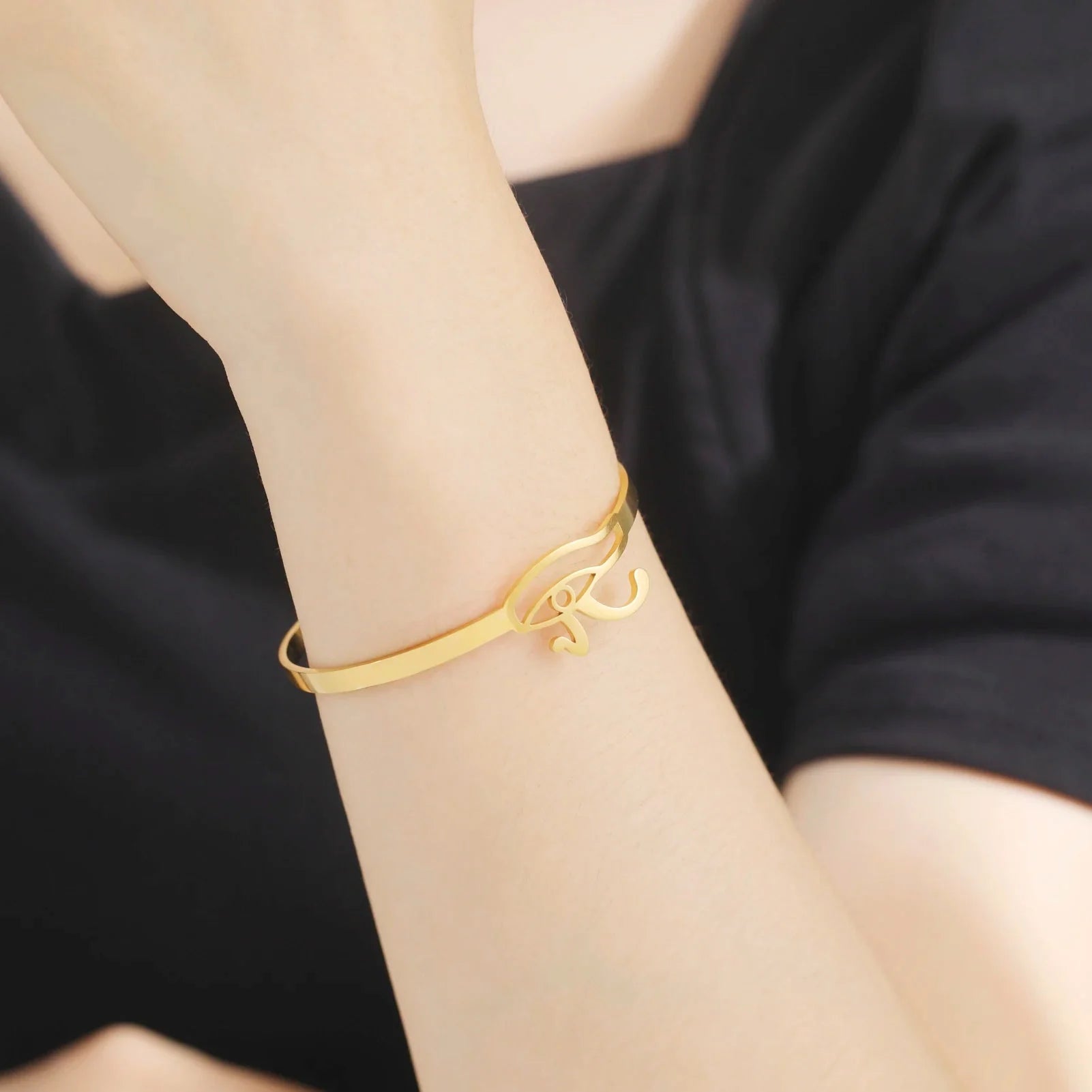 Ancient Egypt Bracelet With Eye of Horus Gold
