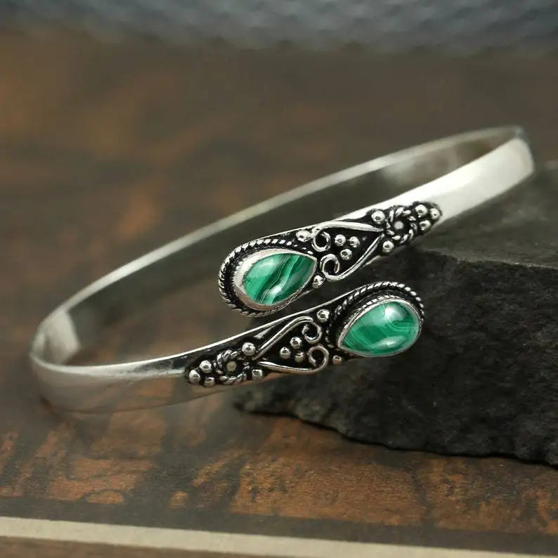 Elegant Ethnic Style Bracelet green