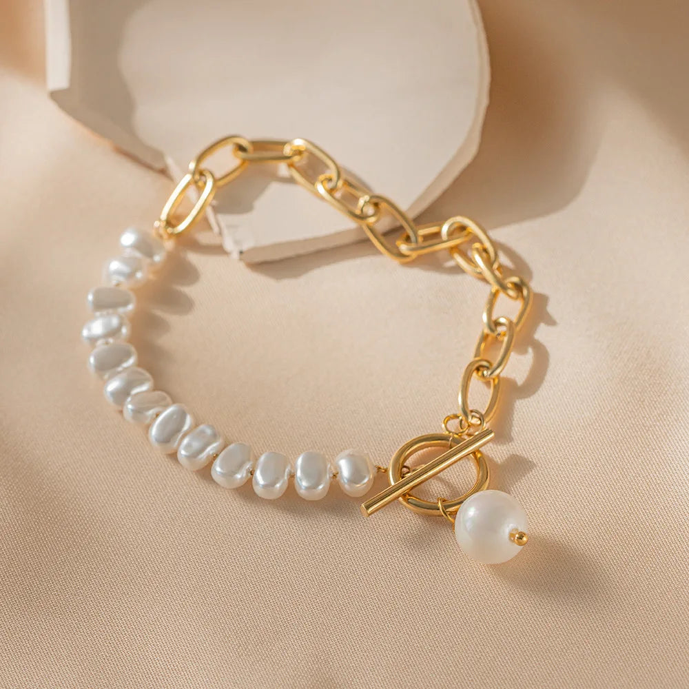Baroque-Style Curb Bracelet with Pearls