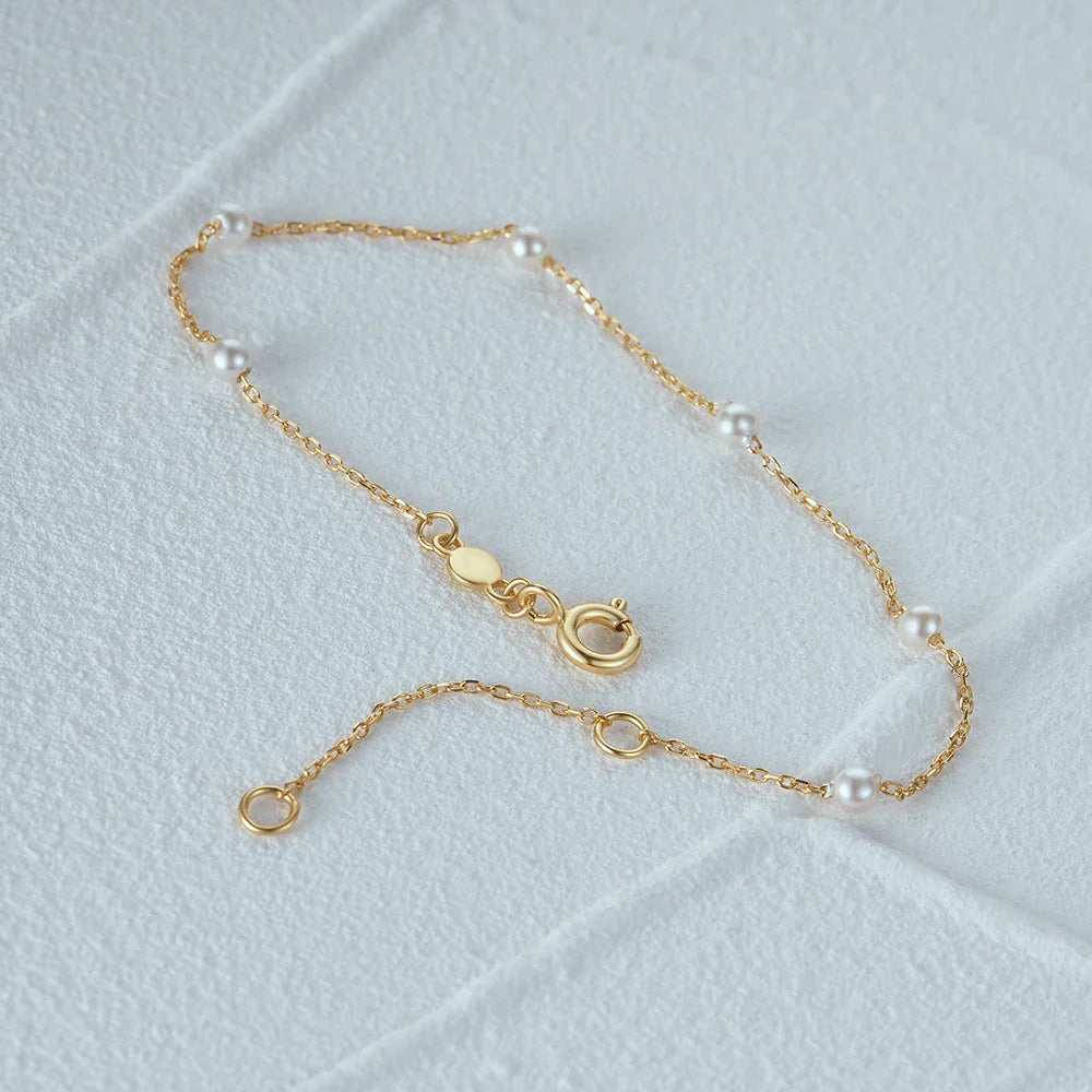 Fine Chain Bracelet with White Beads