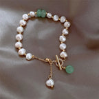 Women's Curb Bracelet in Natural Pearls