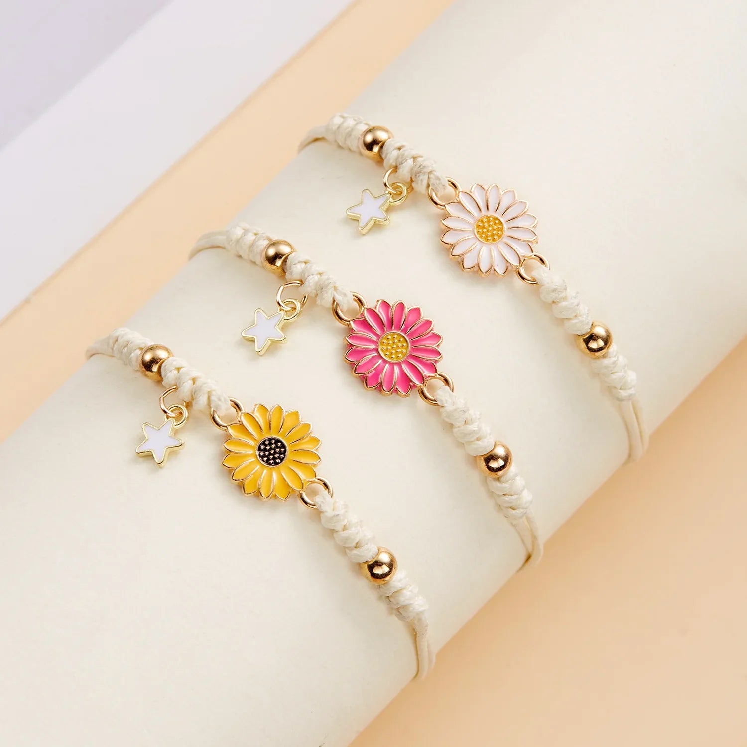 Pink Daisy Flower Curb Bracelet