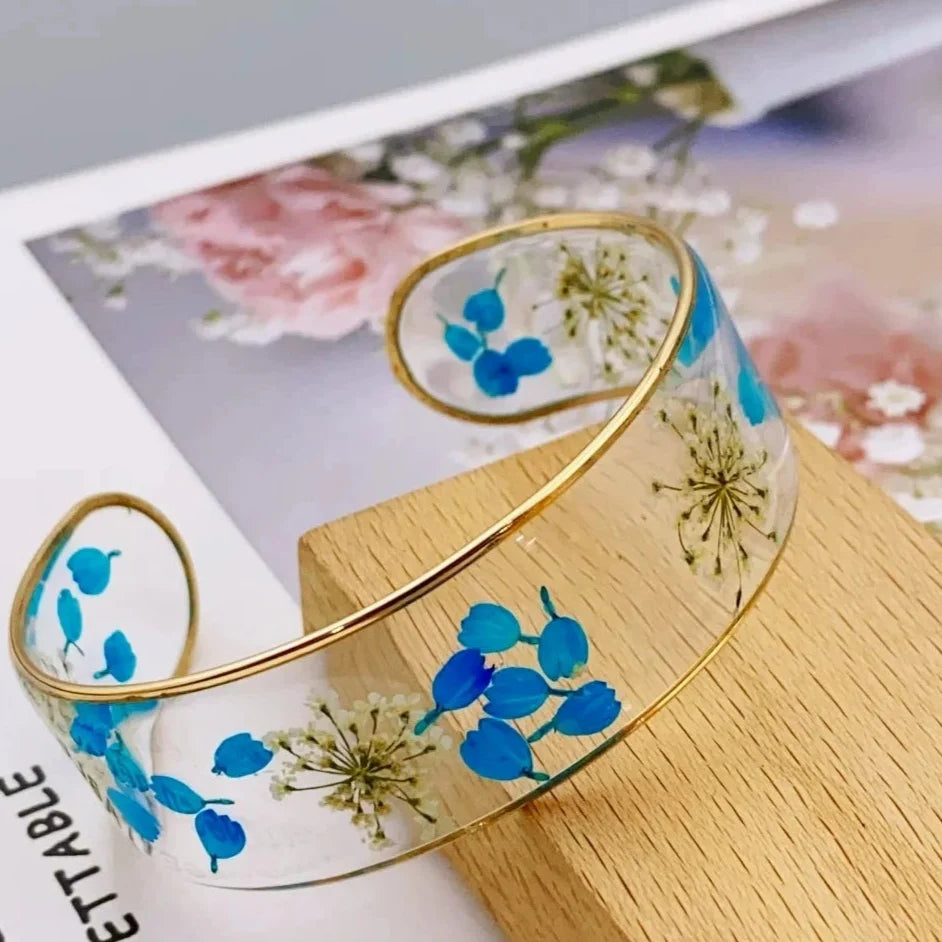 Translucent Resin Flower Chain Bracelet blue a