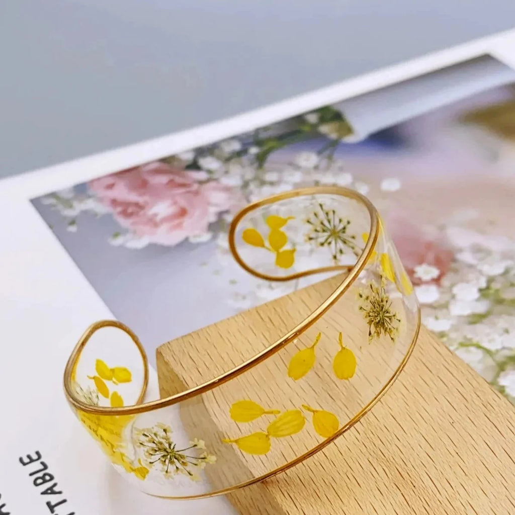 Translucent Resin Flower Chain Bracelet yellow a