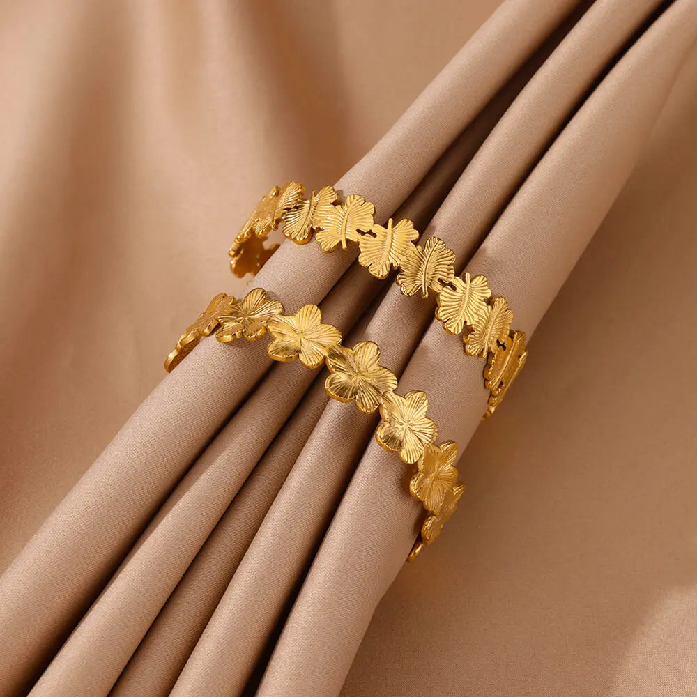 Five-Petal Flower Cuban Link Bracelet