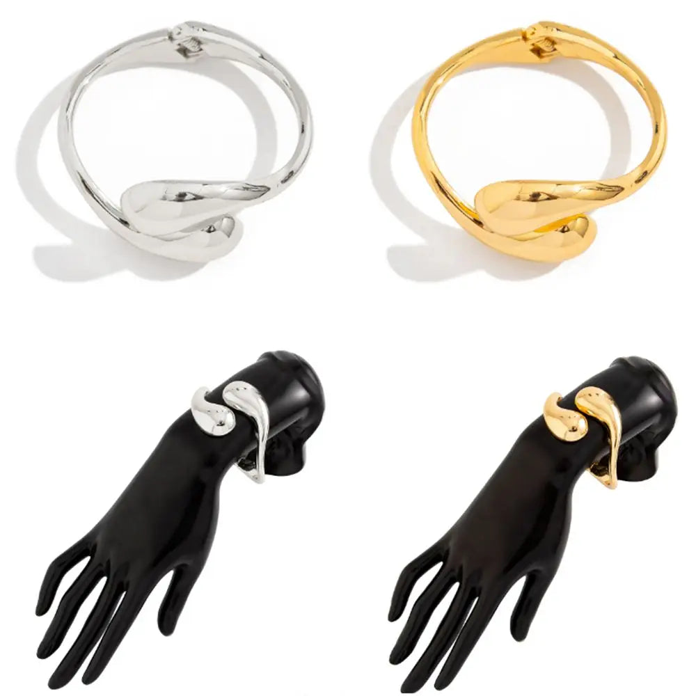 Large Asymmetrical Water Drop Curb Bracelet gold