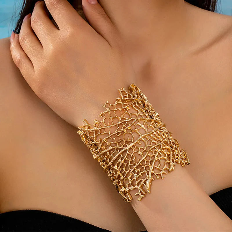 Wide Coral Women's Bracelet Gold