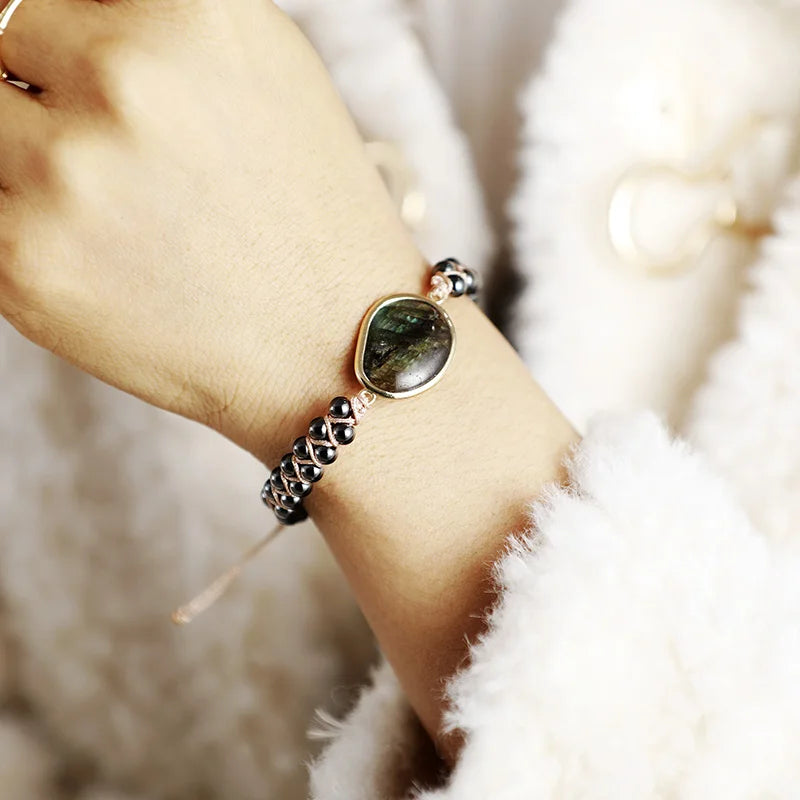 "Celestial Eye" Bracelet in Labradorite & Hematite 