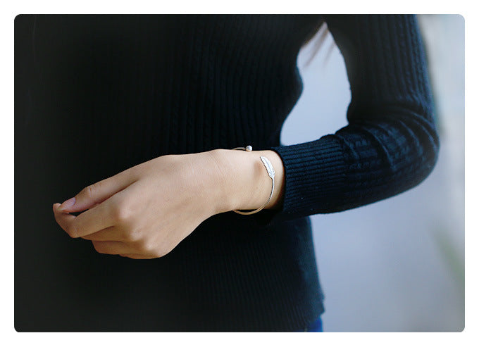 Feather Bracelet in Silver