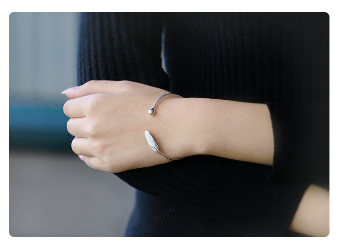 Feather Bracelet in Silver