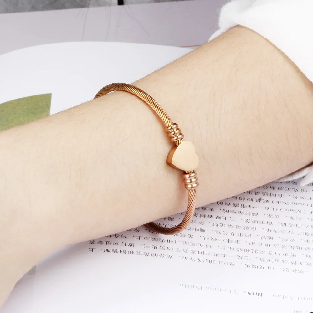 Adjustable Heart Curb Bracelet for Women Rose Gold