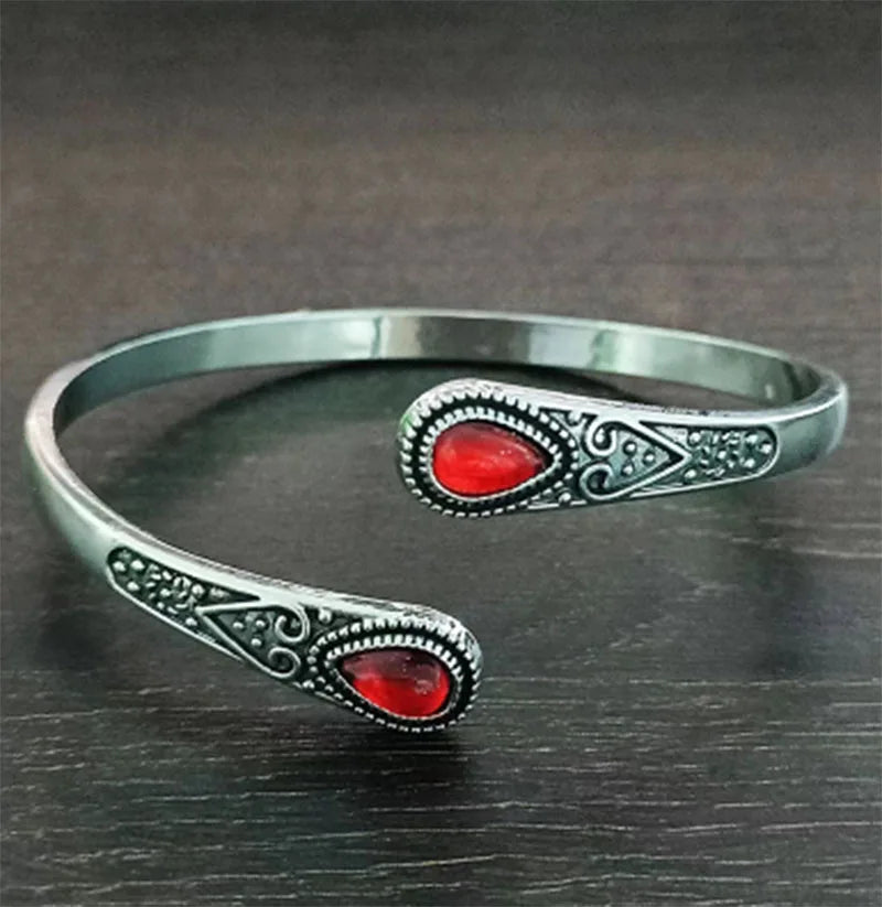 Retro Cuban Link Water Drop Bracelet Red
