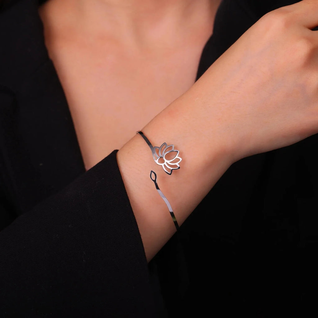 Lotus Flower Bangle for Women silver