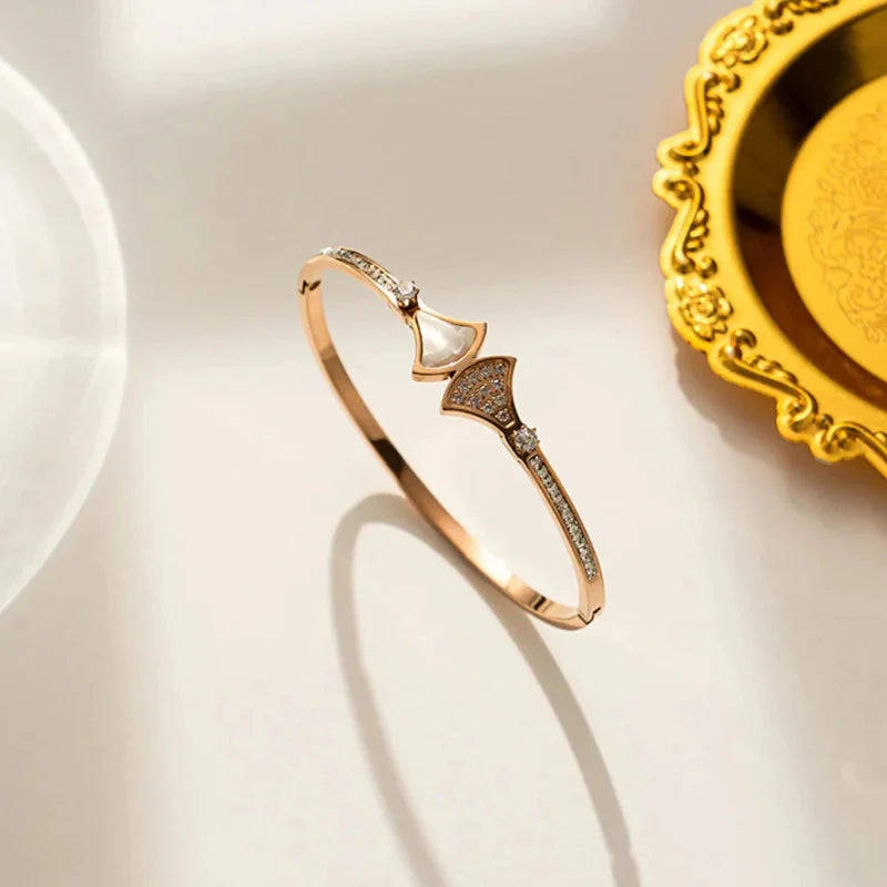 Ethnic Seashell Scallop Bracelet Rose Gold