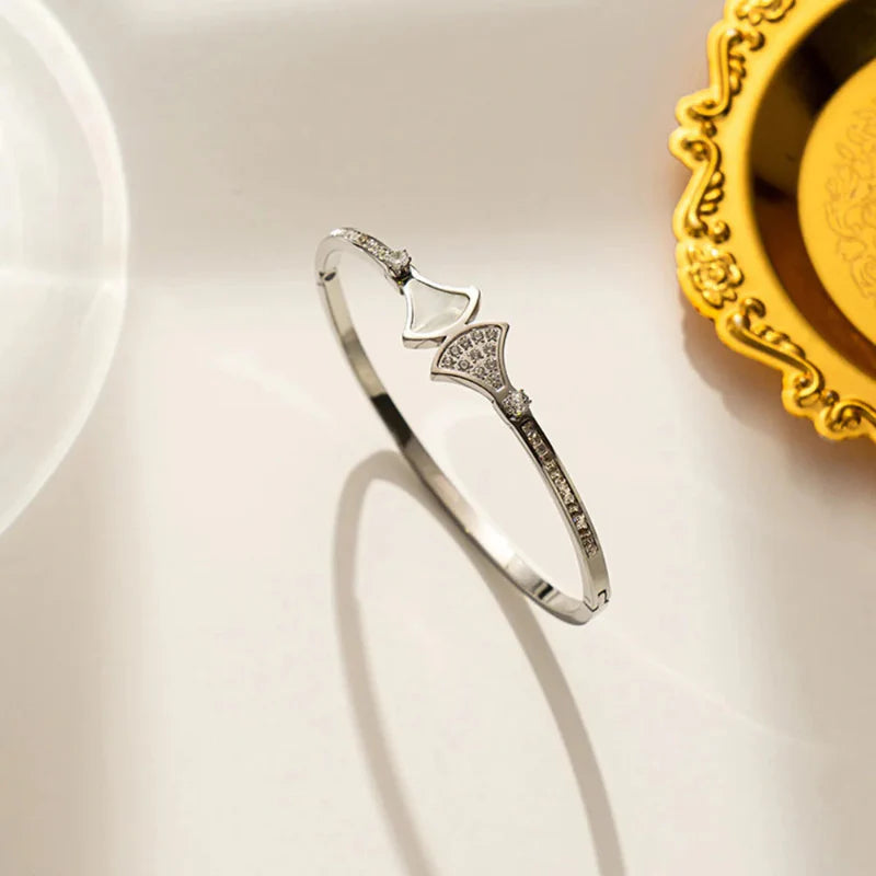 Ethnic Seashell Scallop Bracelet Silver