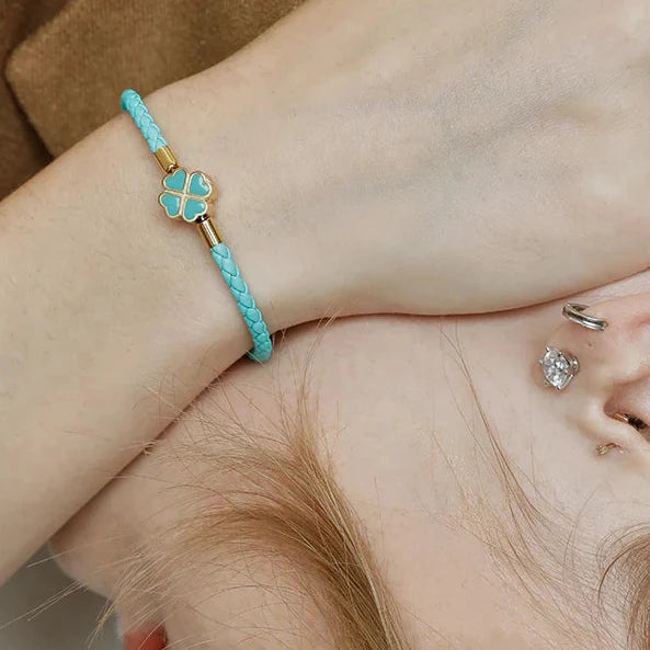 Braided Leather Bracelet with 4-Leaf Clover blue