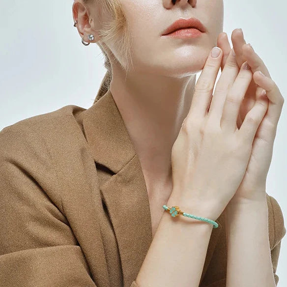 Braided Leather Bracelet with 4-Leaf Clover green