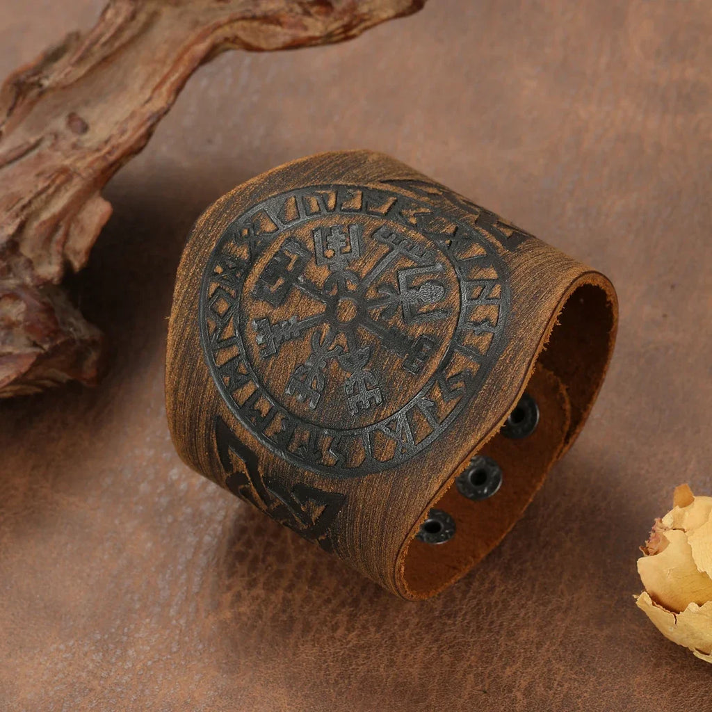 Dark Brown Leather Viking Vegvisir Bracelet
