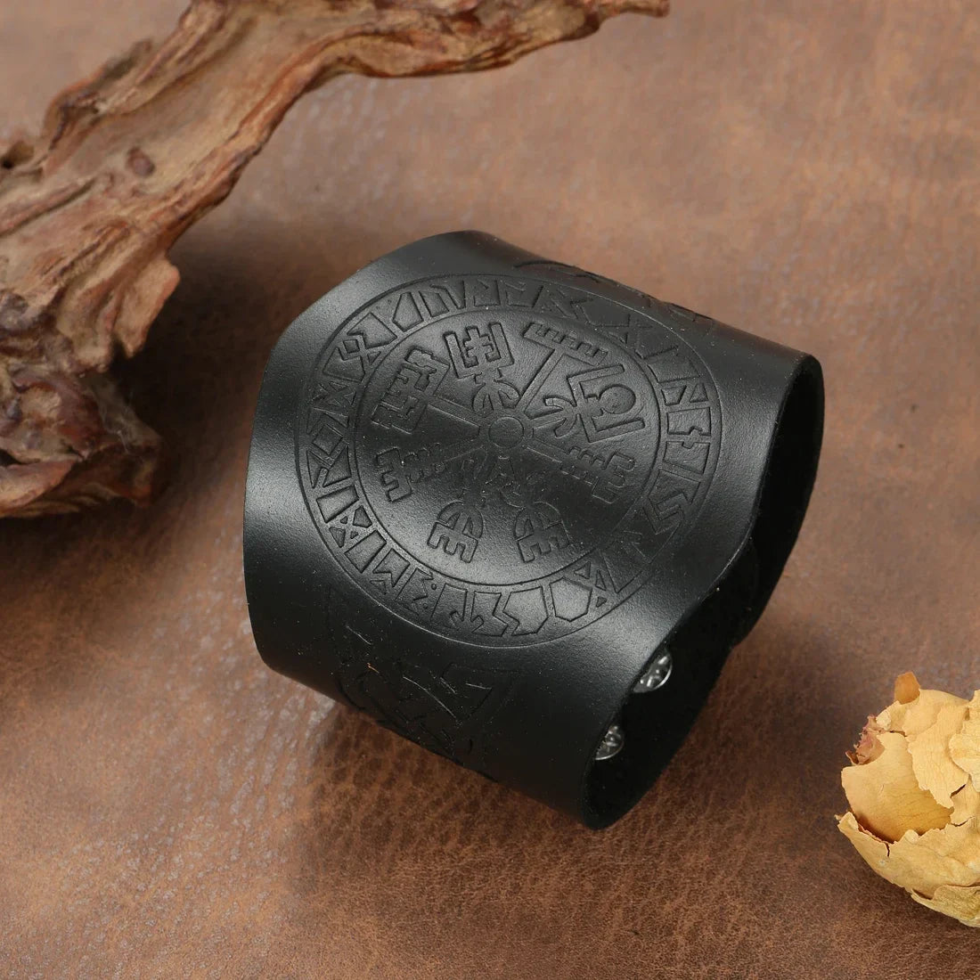 Black Leather Viking Vegvisir Bracelet