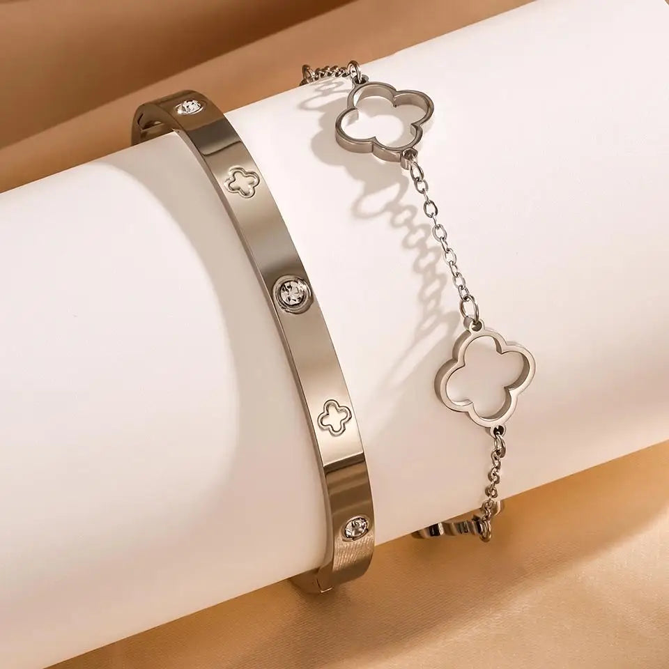 Set of 2 Bracelets with 4-Leaf Clovers silver