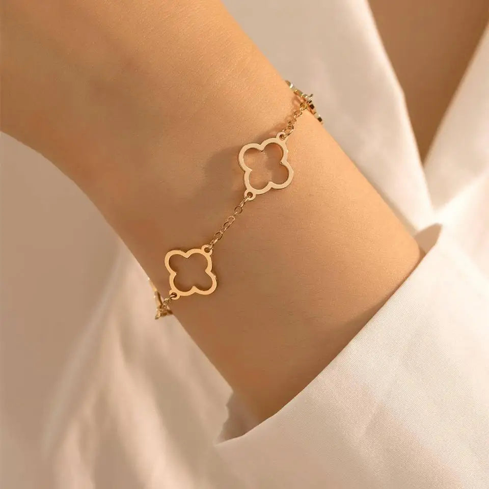 Set of 2 Bracelets with 4-Leaf Clovers gold
