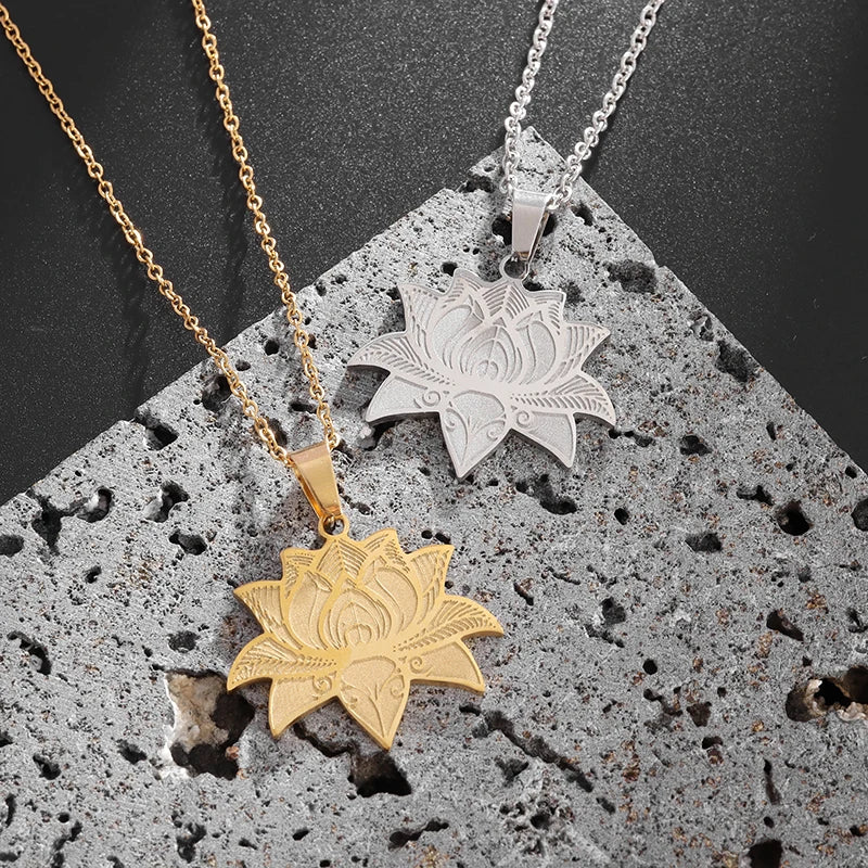Chain & Lotus Flower Medallion